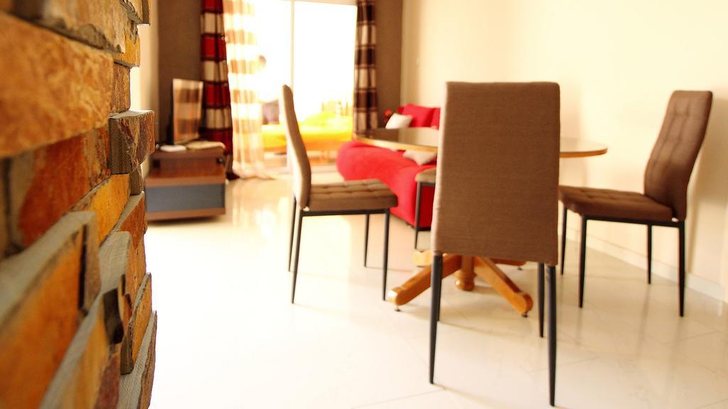 Panikos Beach Apartment I لارنكا المظهر الخارجي الصورة