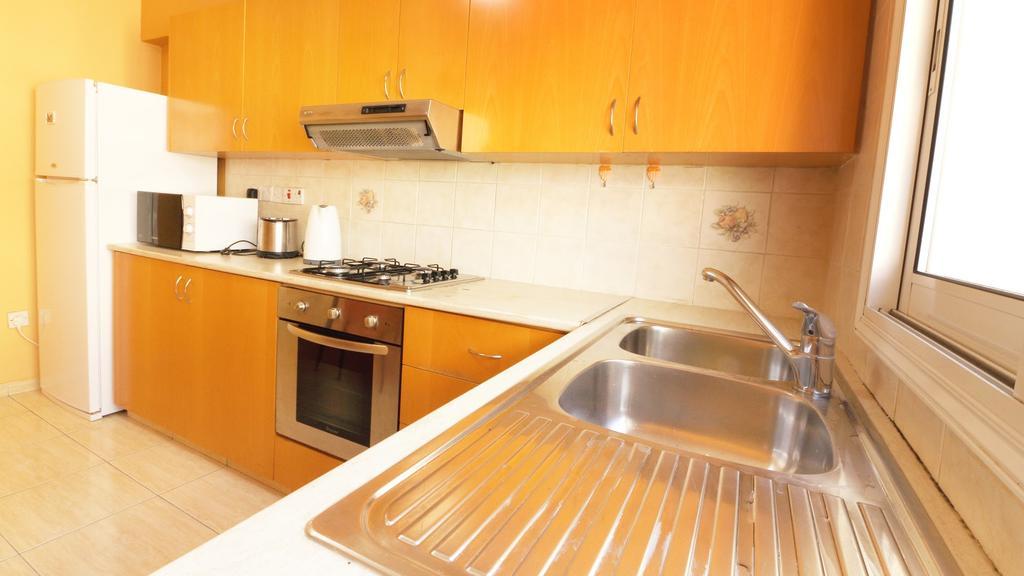 Panikos Beach Apartment I لارنكا المظهر الخارجي الصورة
