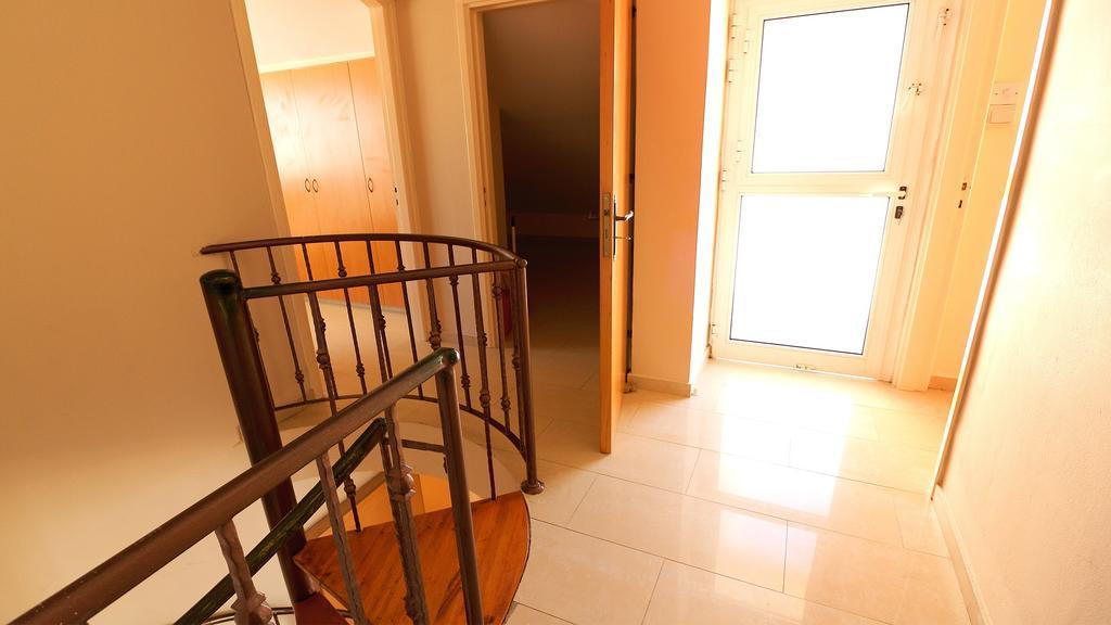 Panikos Beach Apartment I لارنكا المظهر الخارجي الصورة